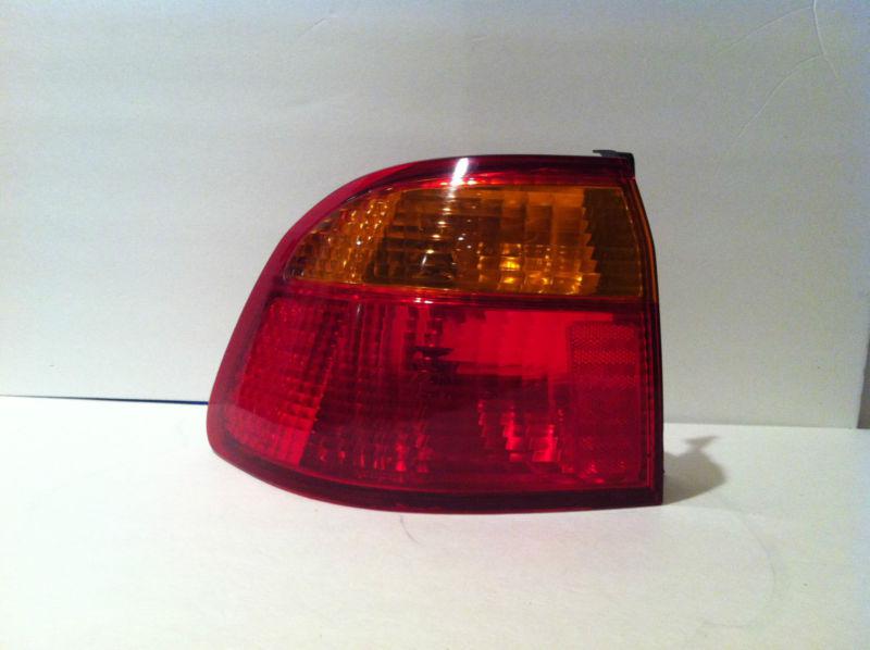 1999 2000 honda civic left tail light (fits: 1999 honda civic)