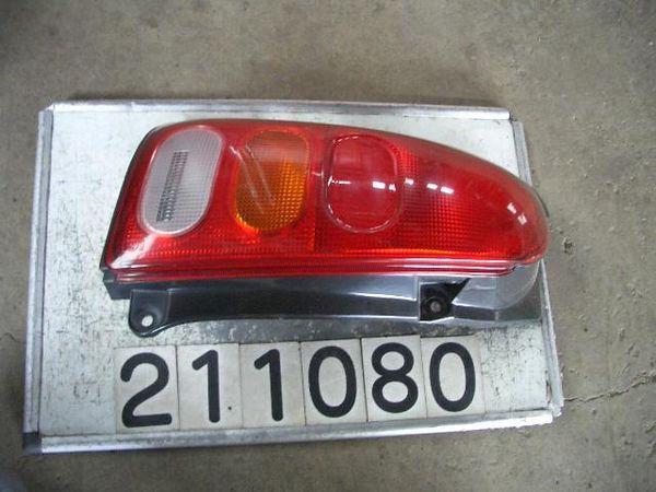 Daihatsu mira 1999 rear left combination lamp [8015600]