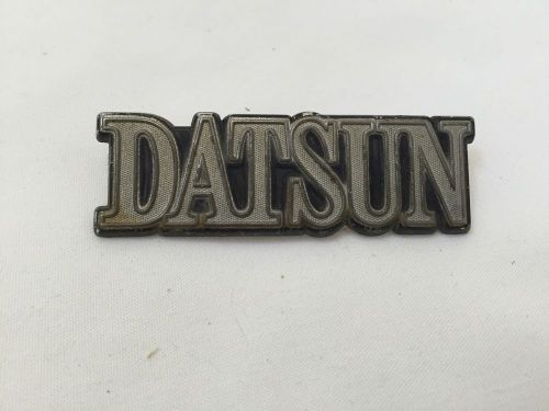 Vintage plastic datsun replacement restoration car emblem (rf283)