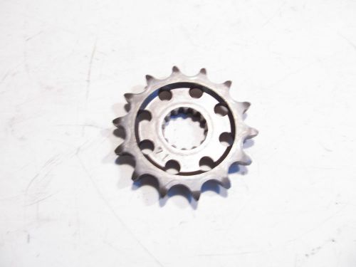 Mv agusta brutale s 749 2004 04 front sprocket  138586