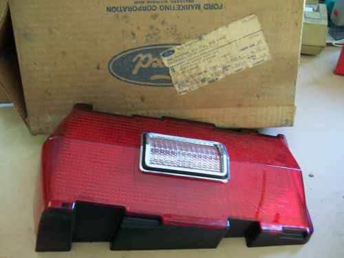 1974-76 ford torino rear lamp rh - nos - d4oz-13450-a