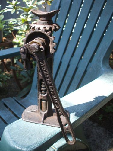 Vintage vehicle jack; w.e. pratt manufacturing co.chicago; industrial steampunk