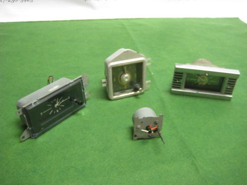 Mixed lot of (4) vintage auto dash clocks