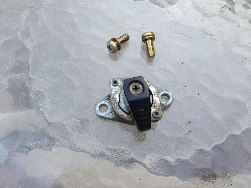 1984 - 1985 honda vf1100s / v65 sabre fuel tank shut off valve