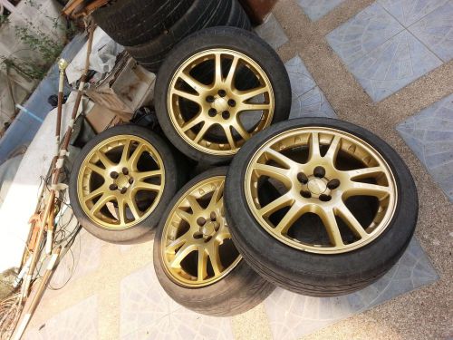 Jdm genuine subaru v spokes 17&#034; 5h 100 7.5&#034; offset +53 x 4 pcs (impreza gda)