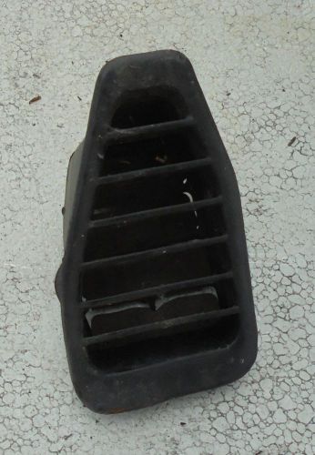 1988 nissan 300zx  inside rh passenger&#039;s door jamb vent oem