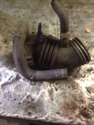 96 97 98 99 nissan sentra 1.6l intake hose