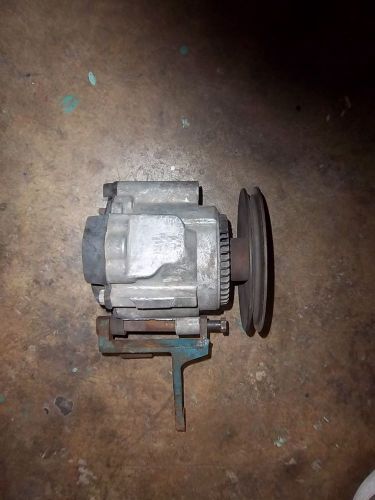 1975-79 chevrolet corvette smog pump w/bracket