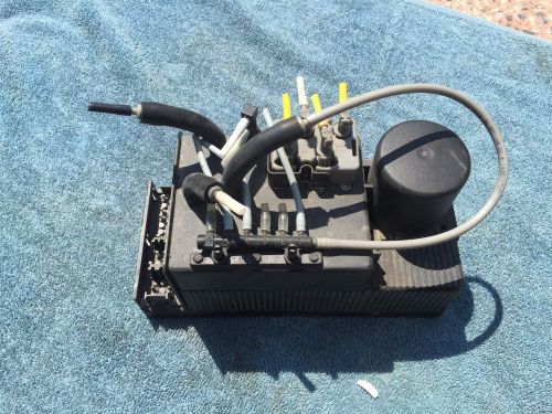 98-99 mercedes w140 door lock vacuum pump 1408003248