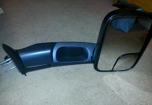 01 ram trailer tow mirror rt side 55156334ad.