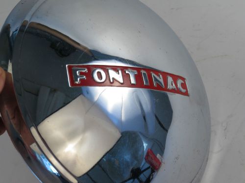 Antique 1930&#039;s - &#039;40&#039;s fontinac pontiac? chrome  hubcab hot rod rat rod