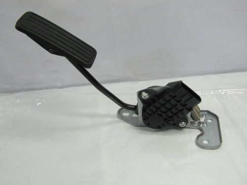 2005-2007 subaru outback accelerator gas pedal oem 36010ag021