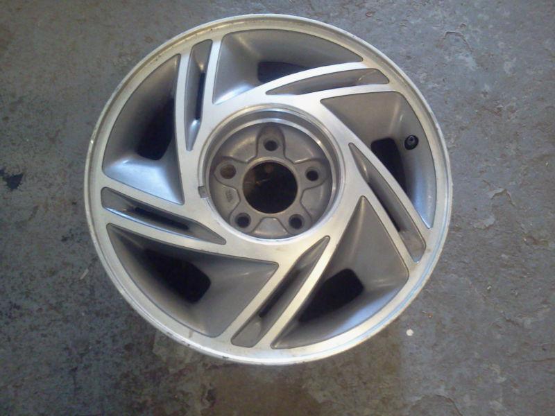 * 16 inch factory alloy rim - pontiac bonneville / 1992-1995