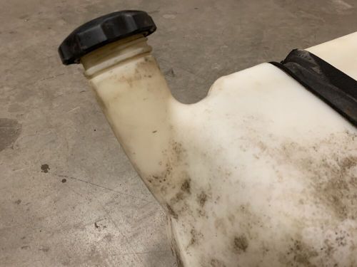 08-13 yamaha rhino 700 gas tank w/ fuel pump 5b4-f4111-00-00