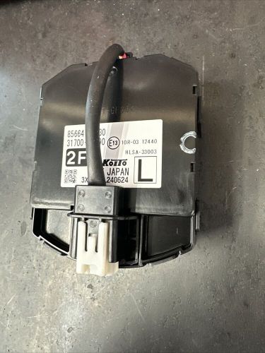 Toyota/lexus headlamp swivel motor left side 85664-30030