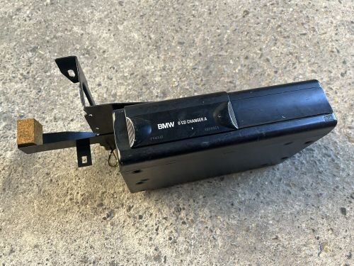 Bmw e36 cd changer 6cd charger a 65.12-8 360 284-