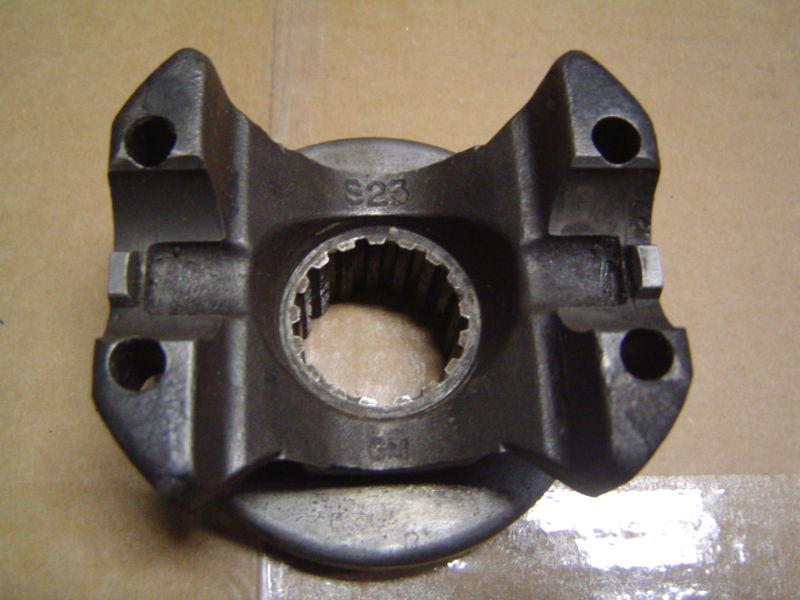 Original gm chevrolet 55-64 pinion yoke 17 spline 