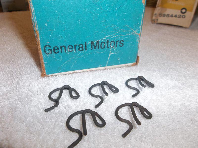 57 -79 gm nos transmission linkage g clips chevrolet olds pontiac buick impala