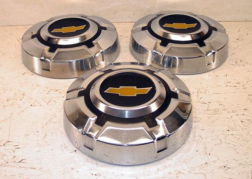 1973-1979 chevrolet chevy silverado suburban scottsdale chrome hubcaps takeoffs