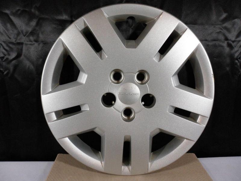 17" oem 2011 - 2012 dodge avenger hubcap silver 5 lug 05105668ab 8038 #1
