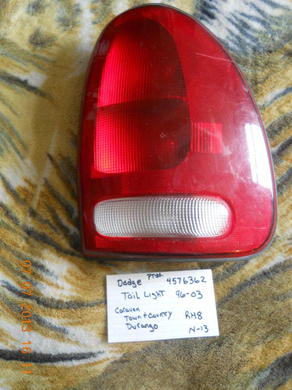 96 97 98 99 00 01 02 03 rh caravan durango town & country tail light 4576362 