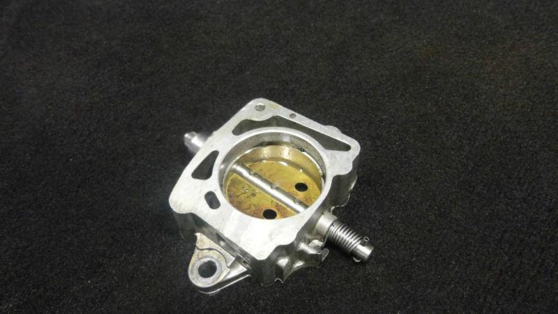 Lower throttle body assy #5004643 evinrude 2000-05 200-250hp outboard #1(538)