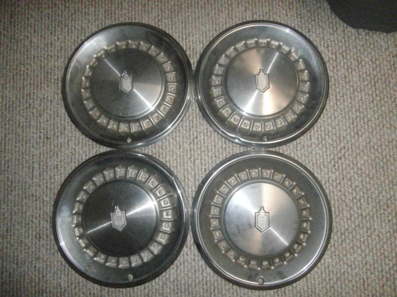 Vintage chevrolet monte carlo hubcaps set of 4 1978-1988