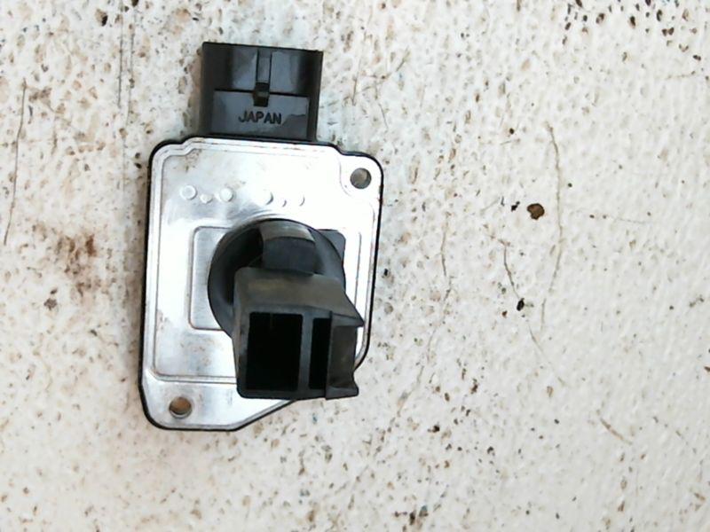 2004 chevy impala air flow meter 2613845