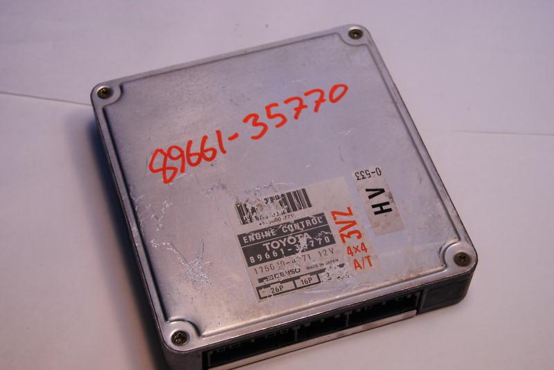 Toyota pickup truck / 4 runner 93-94 engine computer ecu ecm denso 89661 35770