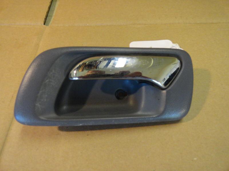 2001 02 honda accord lx sedan left rear interior door handle oem