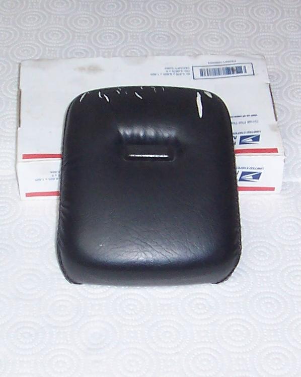 Suzuki 800 intruder, vs800, back rest, back rest pad, sissy bar pad, 1993