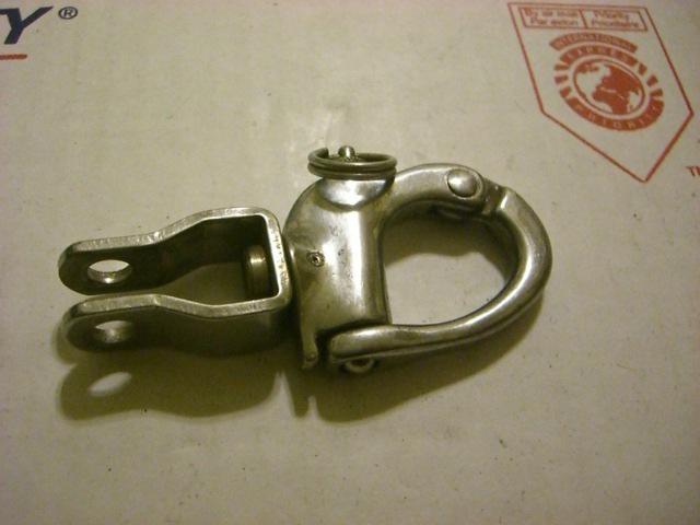 Schaefer 45-21 tack snap shackle pin included (not in pic) $102.95