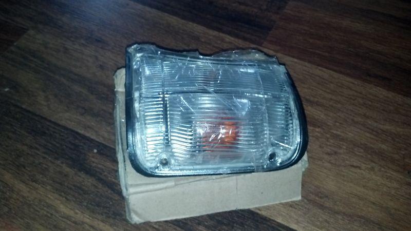 Suzuki carry f6a f5a dd db mini truck right park corner turn signal light marker