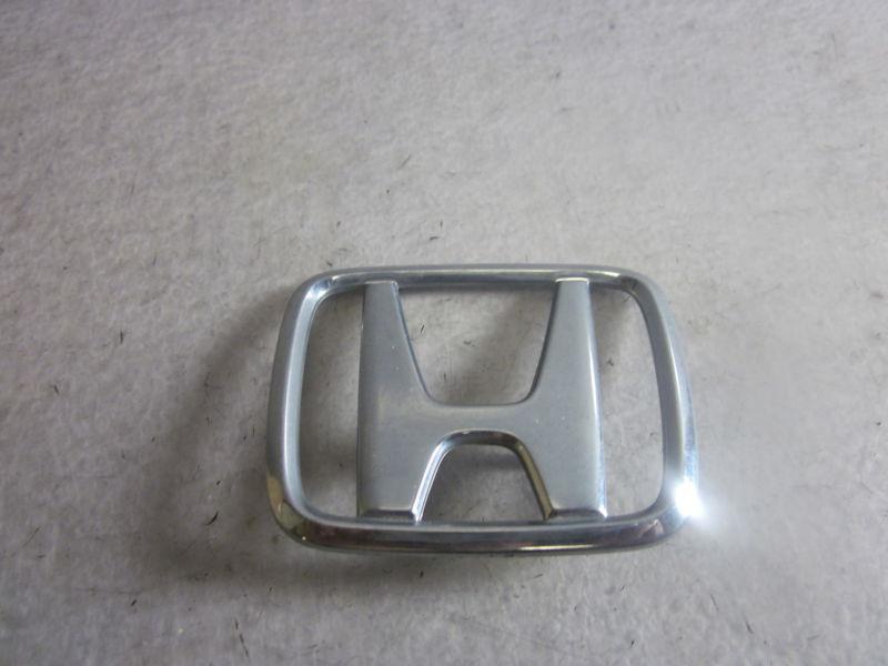 Honda trunk emblem logo chrome plastic oem *p45