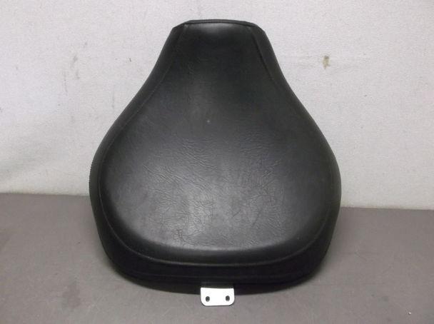 Front seat for the 2001-2008 suzuki vl800