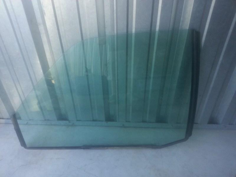 88-99 gmc chevy suburban front lh driver door glass oem