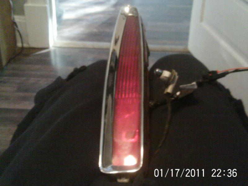 1994-99 cadillac deville rh tail lamp w/bezel and wiring