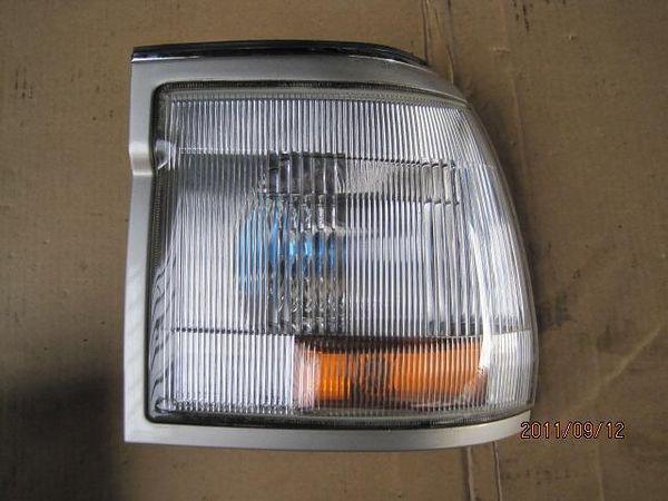 Toyota hiace 1993 right clearance lamp [0111000]