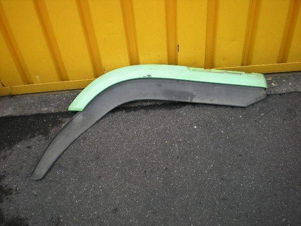 Hino hino large automobile 2000 left fender panel [0410700]