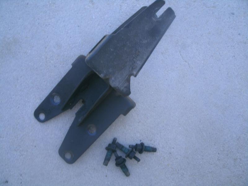 1998-2002 camaro abs anti-lock brake assembly modulator mounting bracket