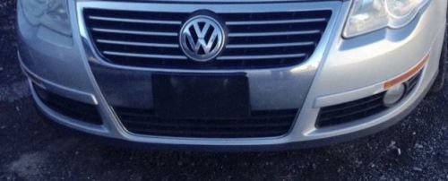 2007 vw passat, oem front bumper cover w/ fog lights, no park sensors or washer