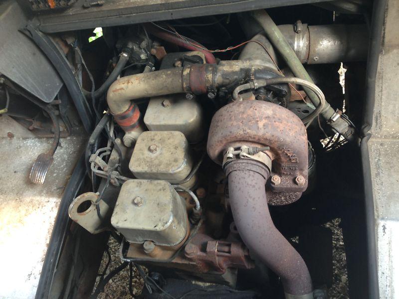 Cummins 4bt 3.9l diesel engine with 4 speed manual transmission