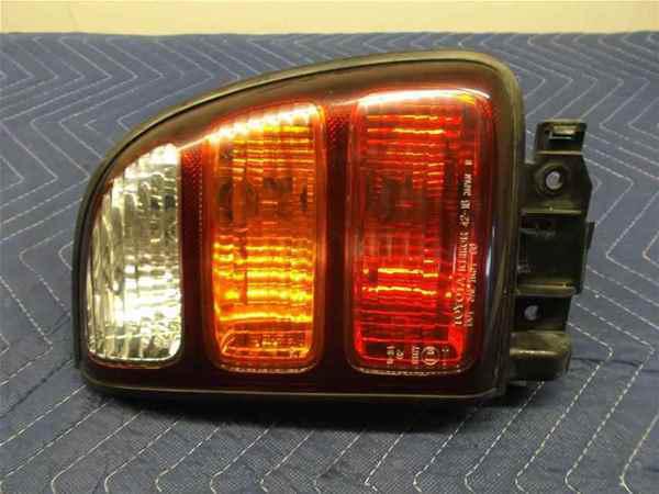 1996-1997 toyota rav-4 tail lamp rh oem lkq