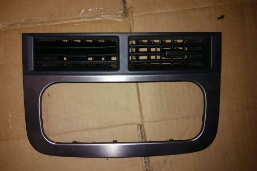 99 00 01 02 03 04 jeep grand cherokee radio bezel and vents oem silver