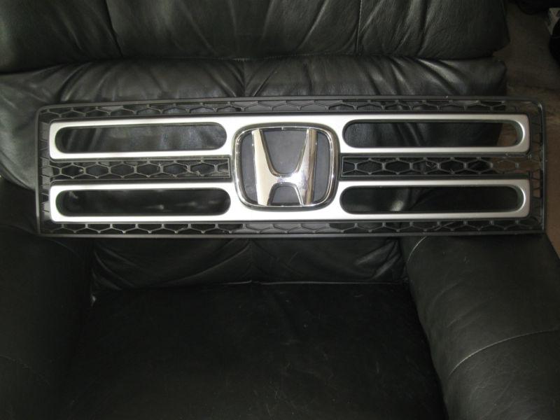 Oem 06-10 honda ridgeline used with "h" emblem