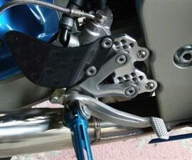 Rearset adjuster kawasaki zx600 & 636 (zx6r). rear set adjuster. 