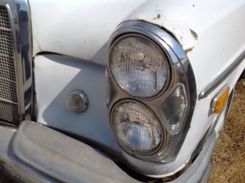 1967 mercedes 250 s headlight bezel