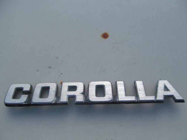 1980-1983 toyota corolla rear emblem factory original 