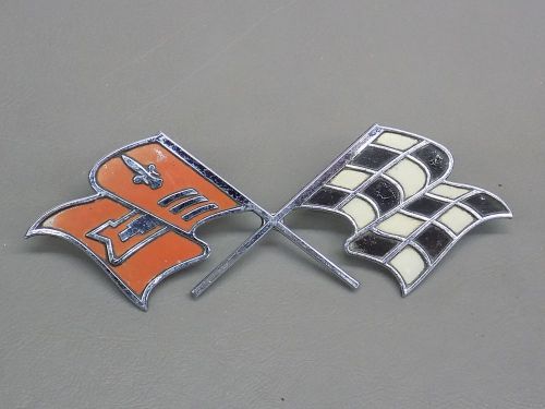 Chevrolet cross flags 3742213 emblem chevy 1 nut 50&#039;s 60&#039;s