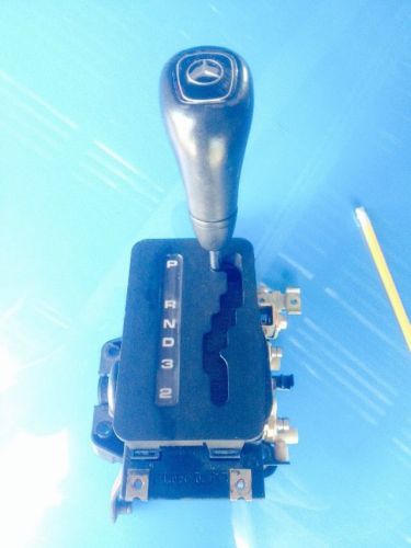 96-99 mercedes w210 e320 e430 automatic transmission shifter assembly 1402670837